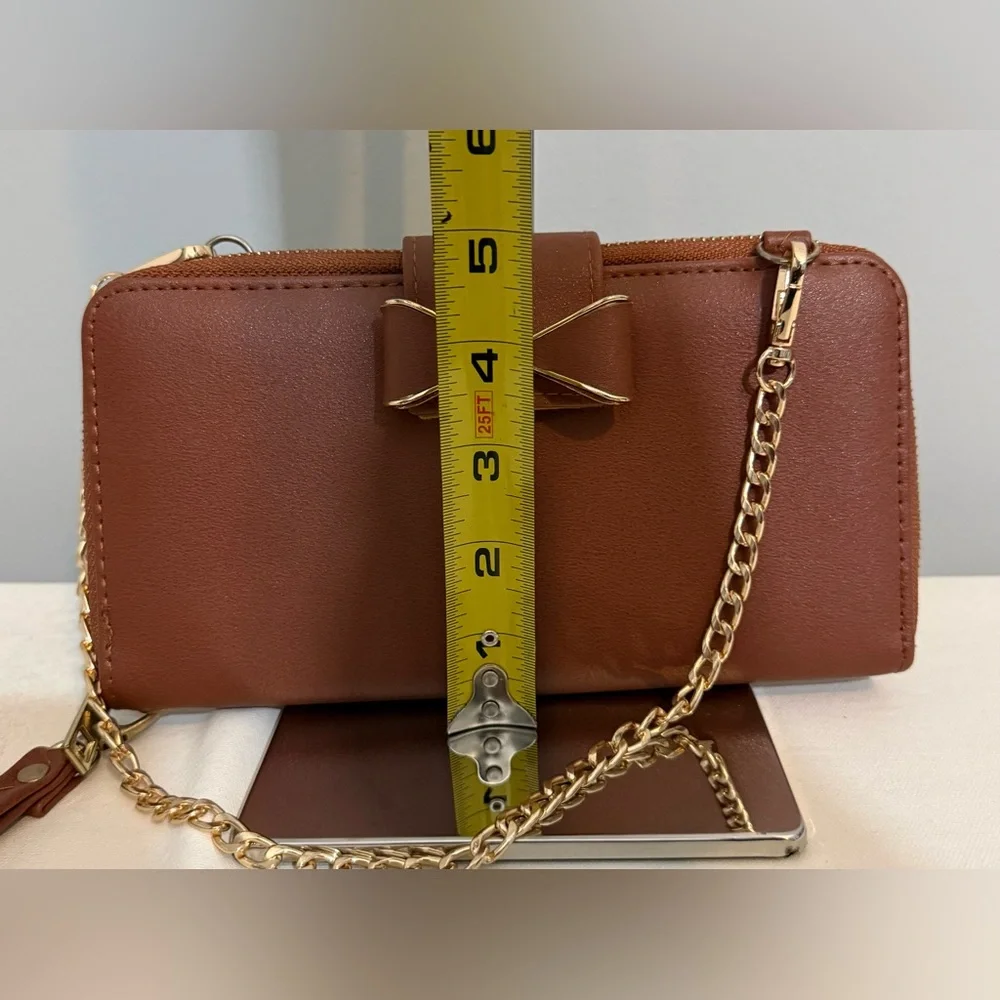 Brown Bow-Accent Wristlet Wallet Small Purse with Gold Chain